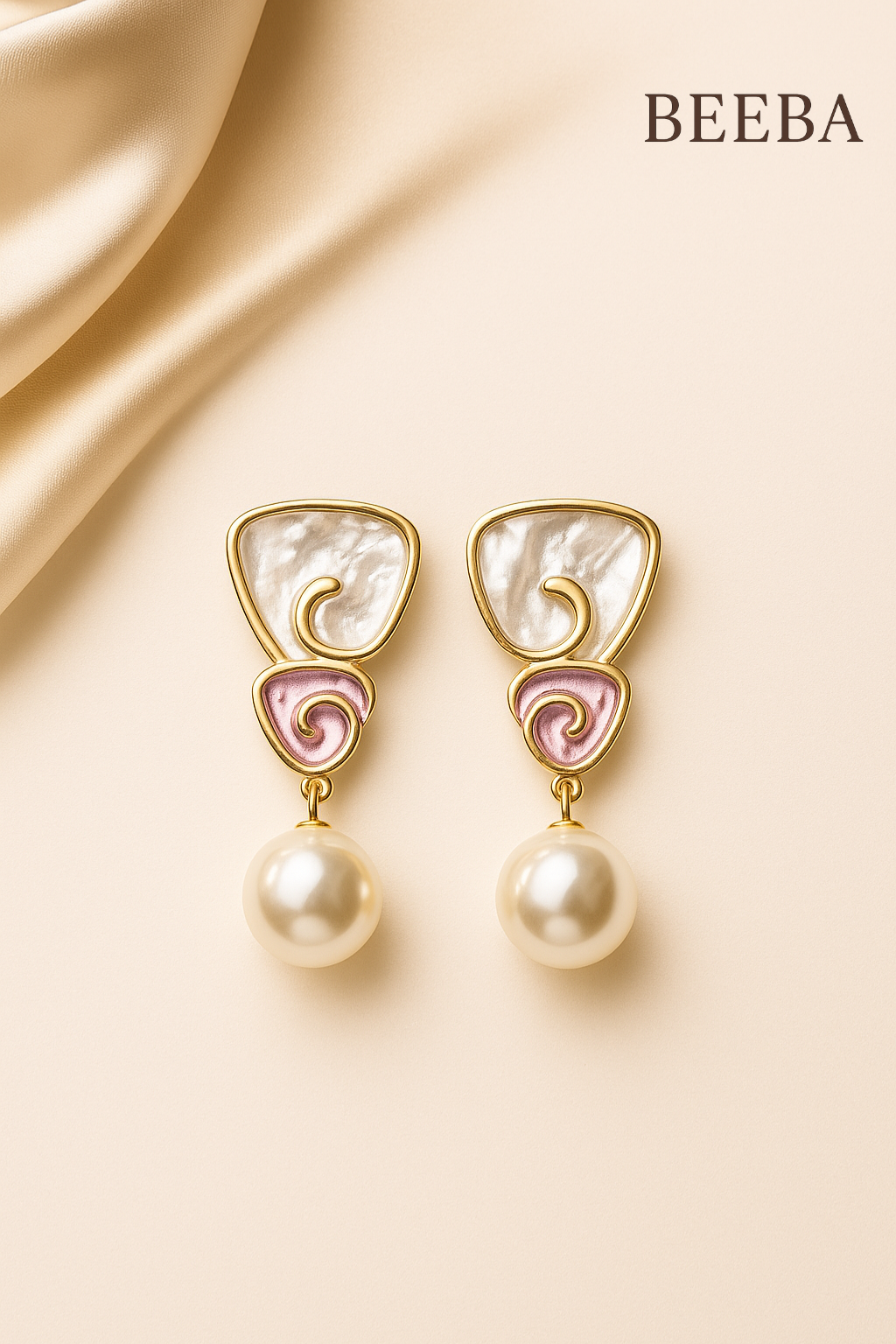 Bloome soft pearl earrings