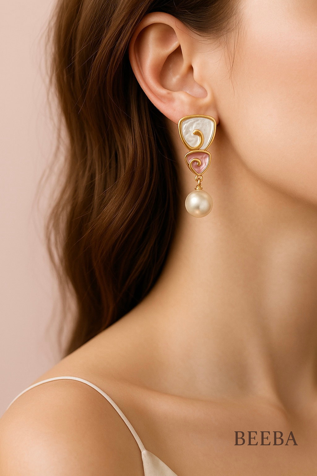 Bloome soft pearl earrings
