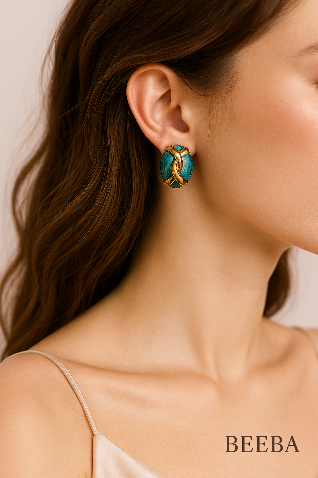 Bloome emerald knot earrings