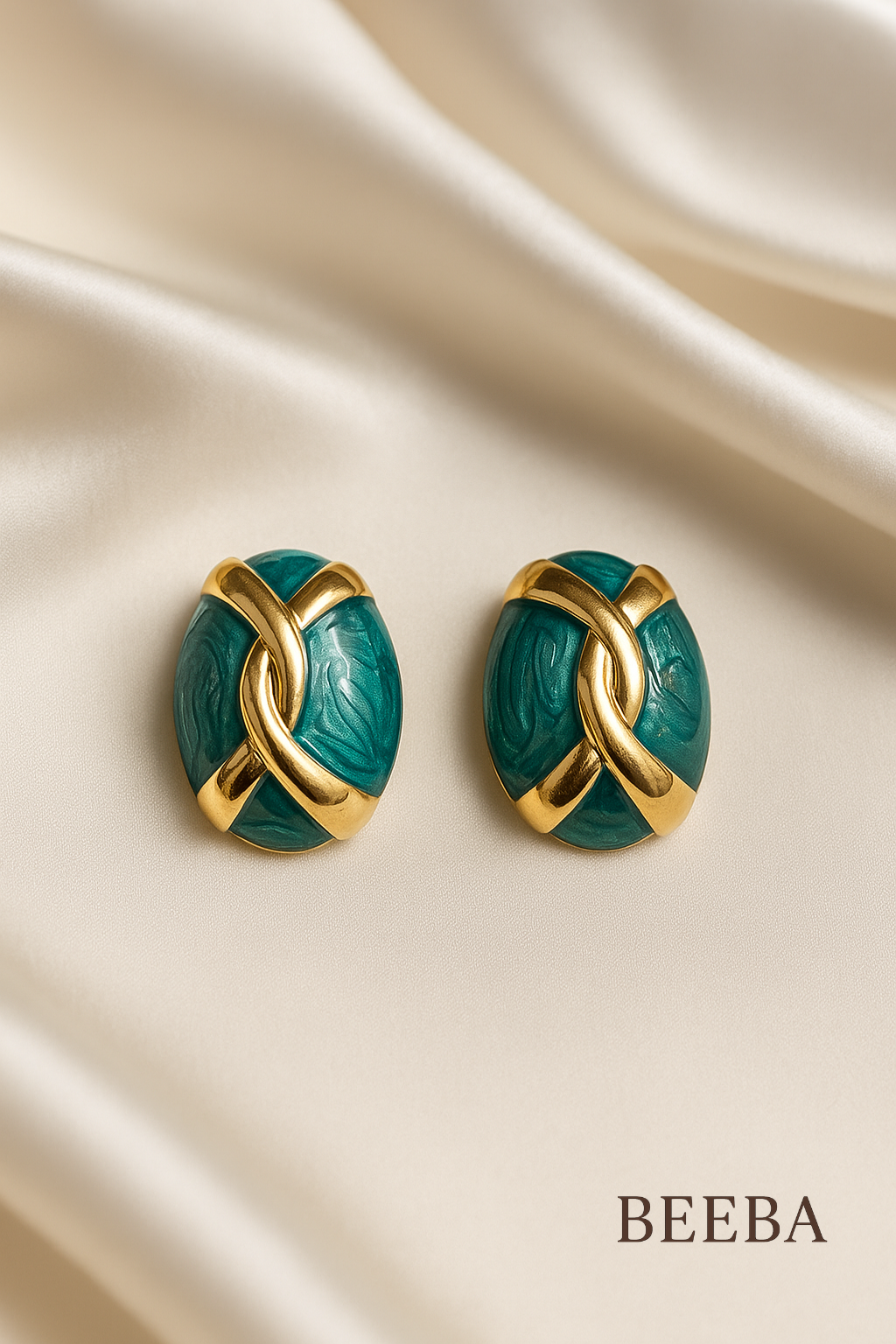 Bloome emerald knot earrings